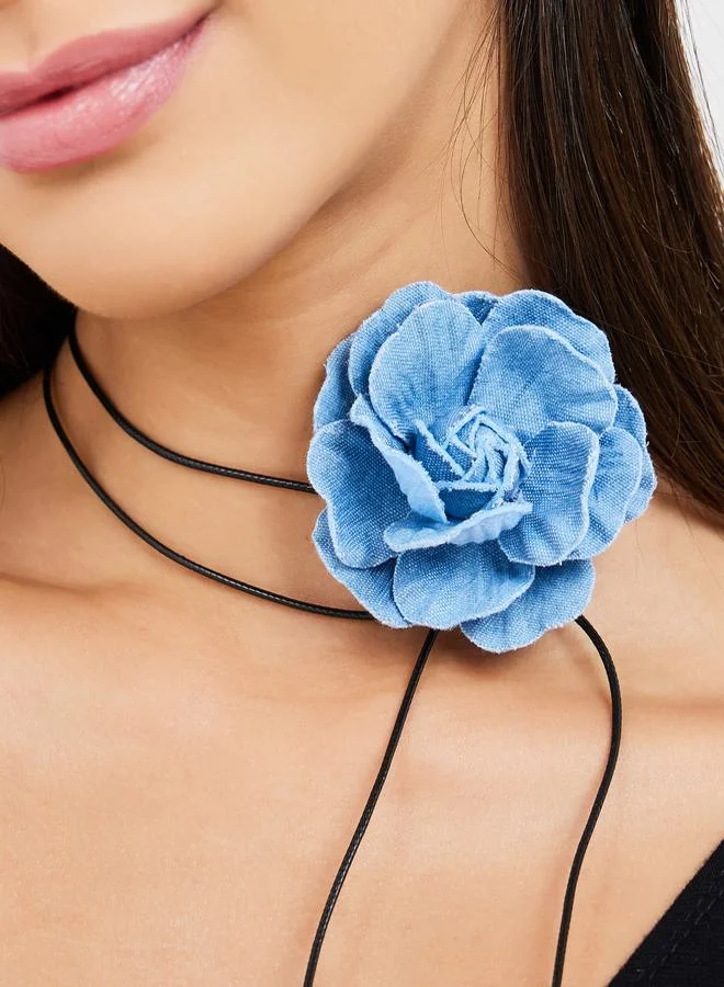Styli Floral Design Choker