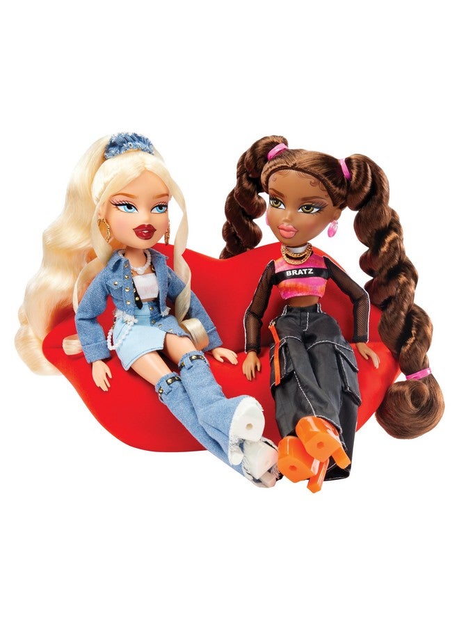 براتز مجموعة ألعاب وأثاث Bratz Funky Fashion Furniture Lip Couch وشاشة العرض، تناسب دميتين - Image 4