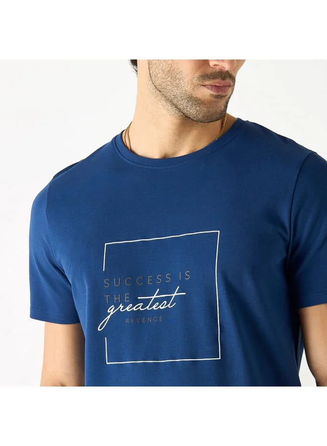 Iconic Iconic Slogan Print Crew Neck T-shirt with Short Sleeves