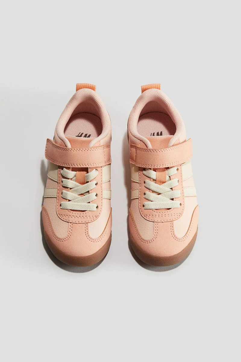 اتش اند ام Trainers