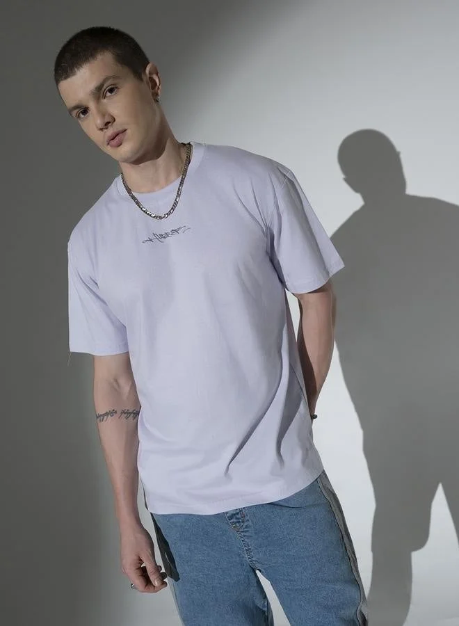 هوبرهولمي تيشيرت رجالي بقصة مريحة وطبعات ليلك