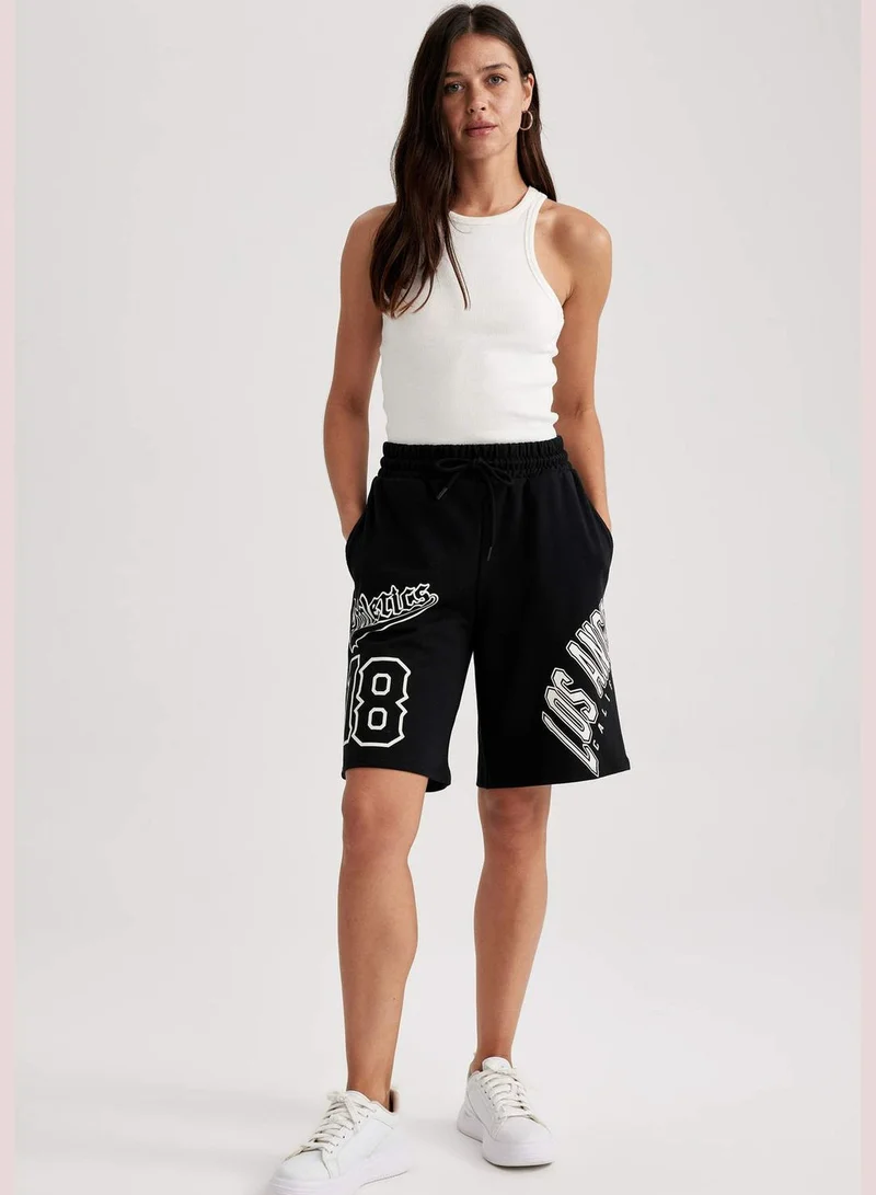 DeFacto Woman Knitted Short