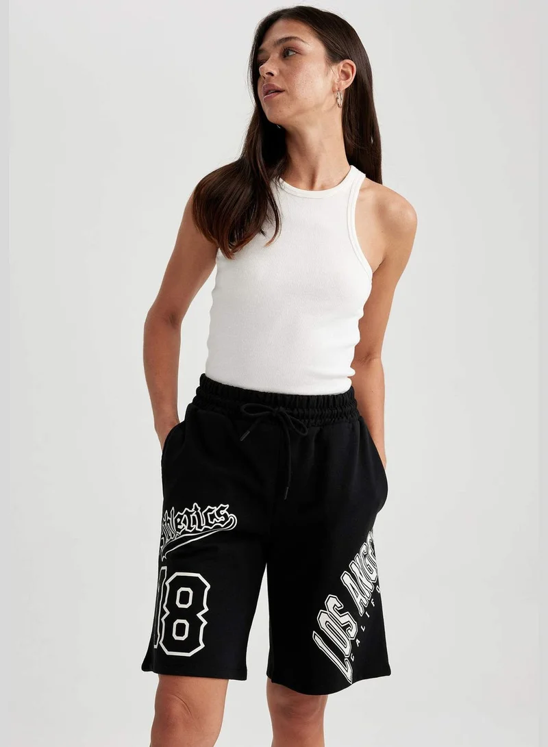 DeFacto Woman Knitted Short