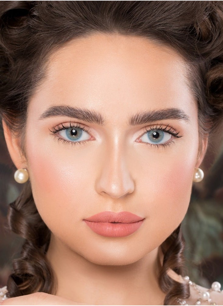 Naturel Natural Core Blue Lenses, a charming look with natural and beautiful colors. Contact lenses for use.  - Image 2