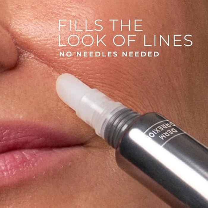 RoC Derm Correxion Fill + Treat Advanced Retinol Serum, Wrinkle Filler Treatment with Hyaluronic Acid for Crow's Feet, 11 Wrinkles, & Laugh Lines, (.5 fl oz) with Retinol Packette (Packaging May Vary) - Image 3