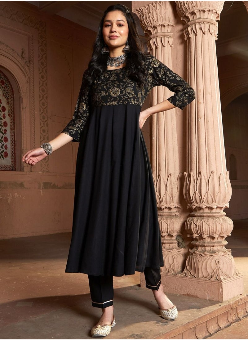 SASSAFRAS - Floral Black Printed Kurta with Trousers - Image 1