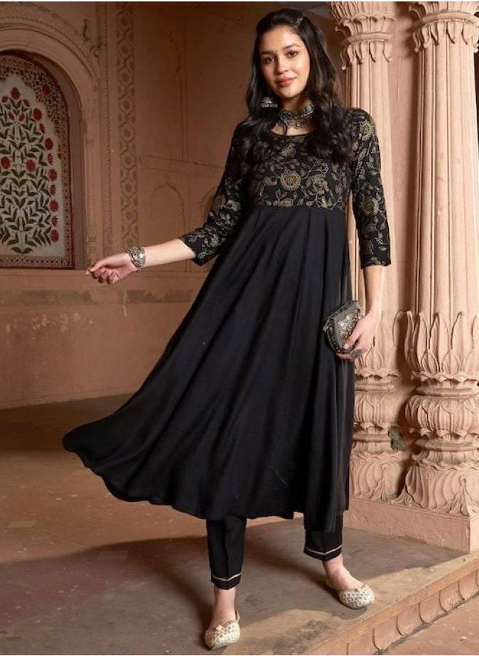 SASSAFRAS - Floral Black Printed Kurta with Trousers - Image 1