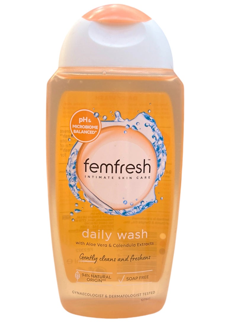 Fem Fresh Daily Intimate Wash 250ml - Image 1