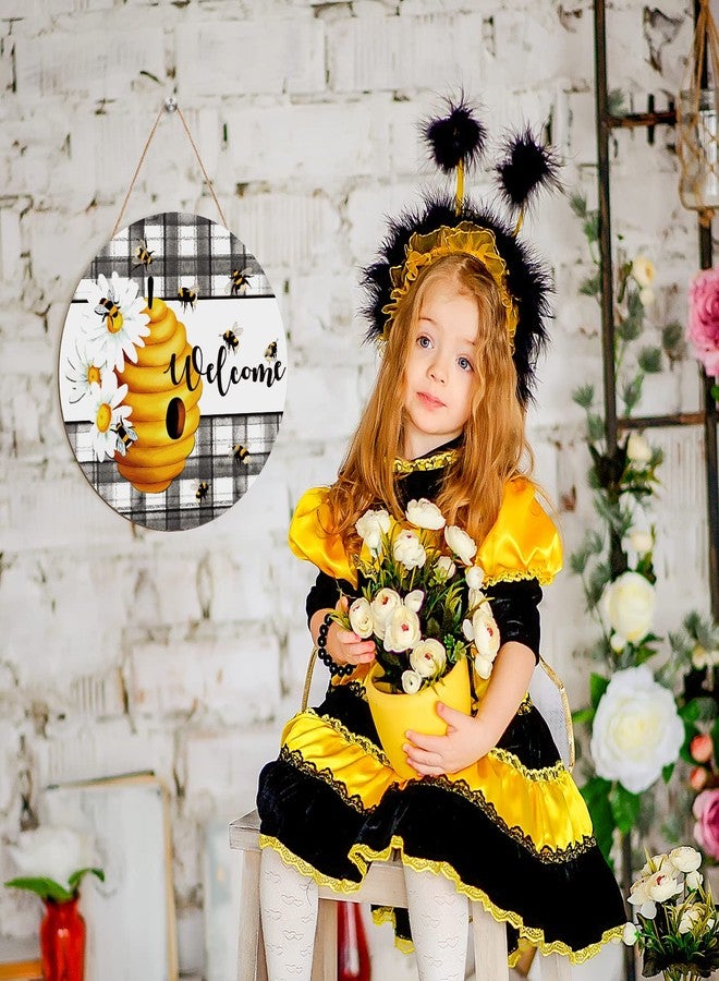 وولاين لافتة ترحيبية خشبية معلقة بنقشة مربعات ريفية وزهرة الأقحوان، مثالية لتزيين باب المنزل الأمامي أو كديكور ريفي أنيق. مناسبة لفصلي الربيع والصيف، واليوم العالمي للنحل، وللمنازل والمكاتب والمقاهي والمنازل الريفية. - Image 5