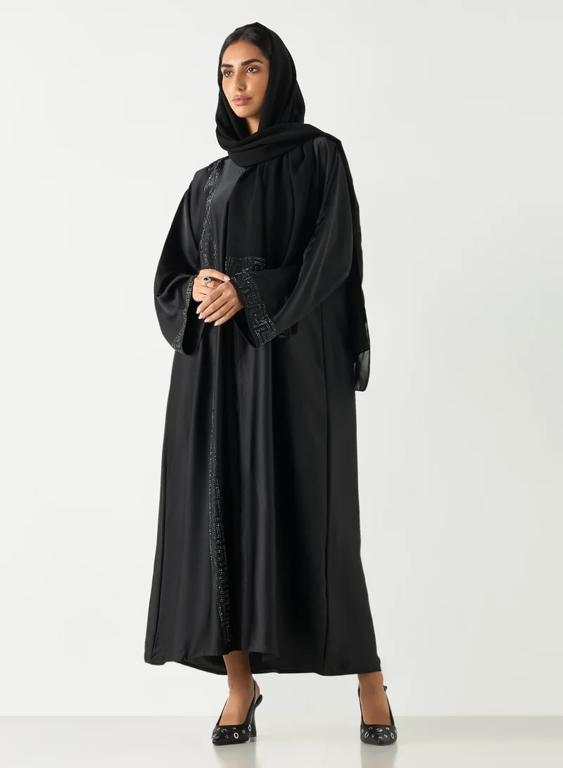 هدية المدينة  عباية مرصعة بالكريستال
