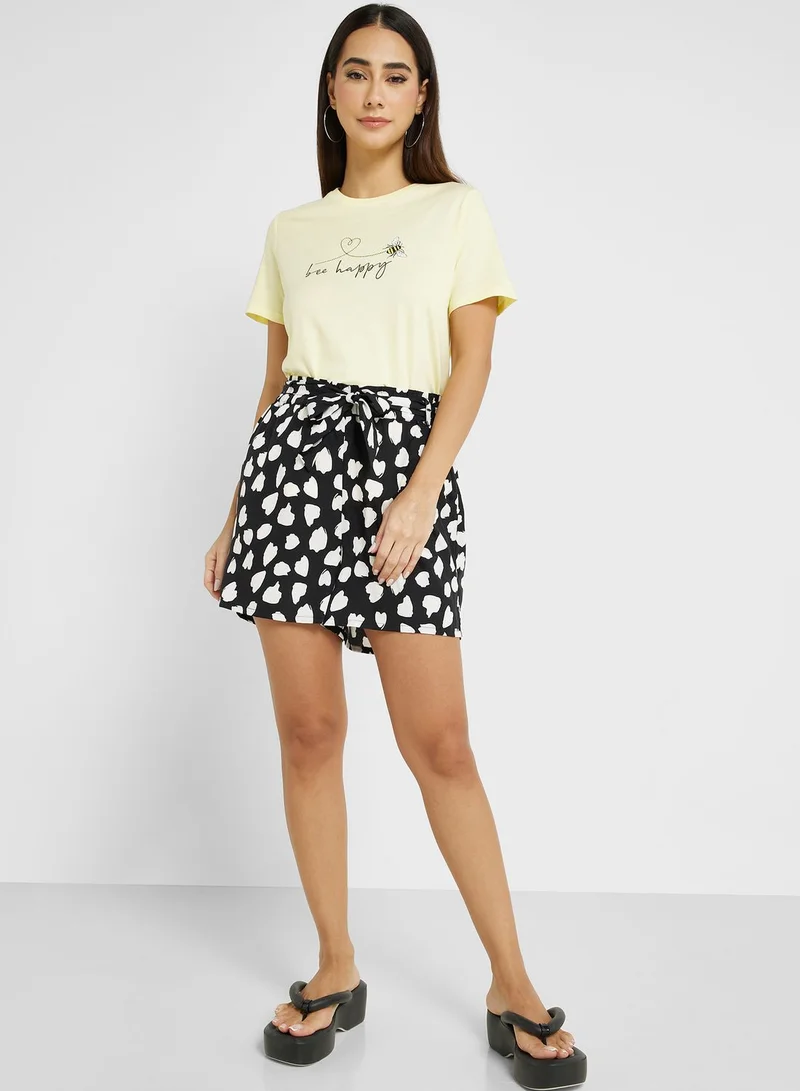 NEW LOOK Round Neck Graphic T - Shirt