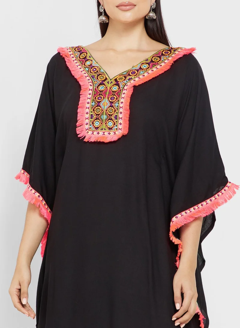 ARABIAN CLOSET Embroidered Flared Sleeve Kaftan