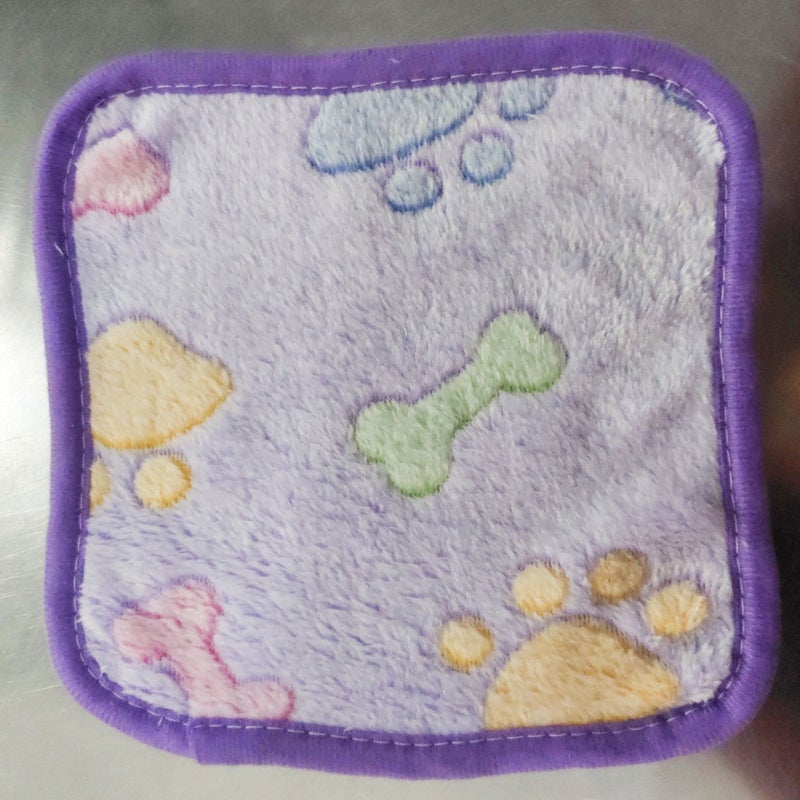 1 Pc Pet Carpet Coral Small Bone Printed Pet Dog Blanket Cushion Sleep Mat (20x20cm) - Image 2