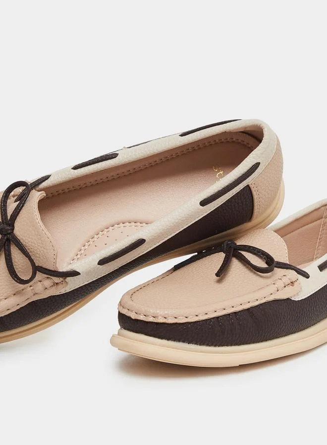 Styli Styli Casual Color Block Bow Detail Shoes