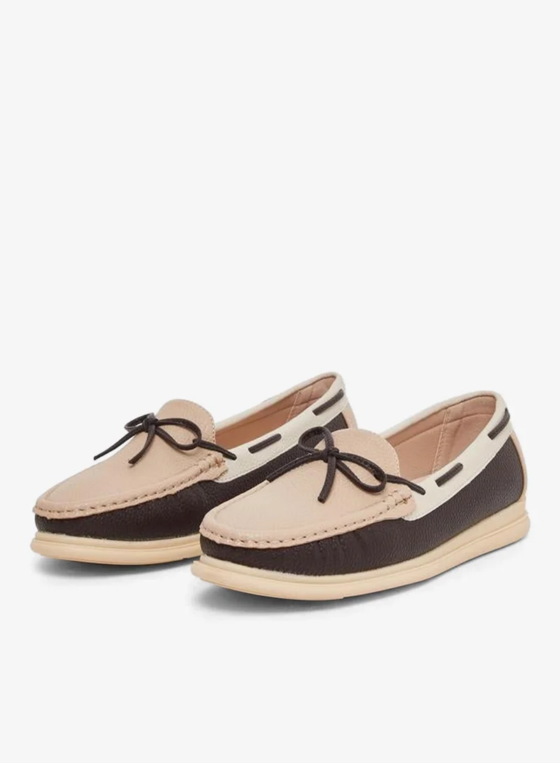 Styli  Styli Casual Color Block Bow Detail Shoes for Women | Best Price UAE