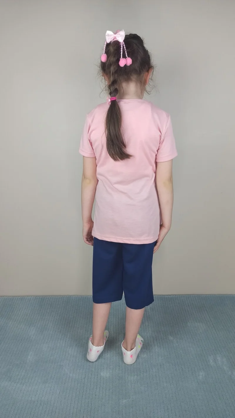 Bluence Girl Waitress Cotton Pink Capri Set