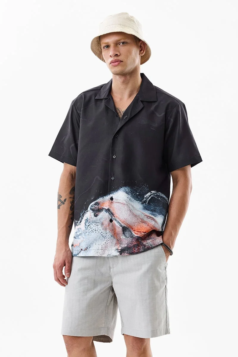 سنيتش قميص أسود بقصة صندوقية بتصميم تجريدي