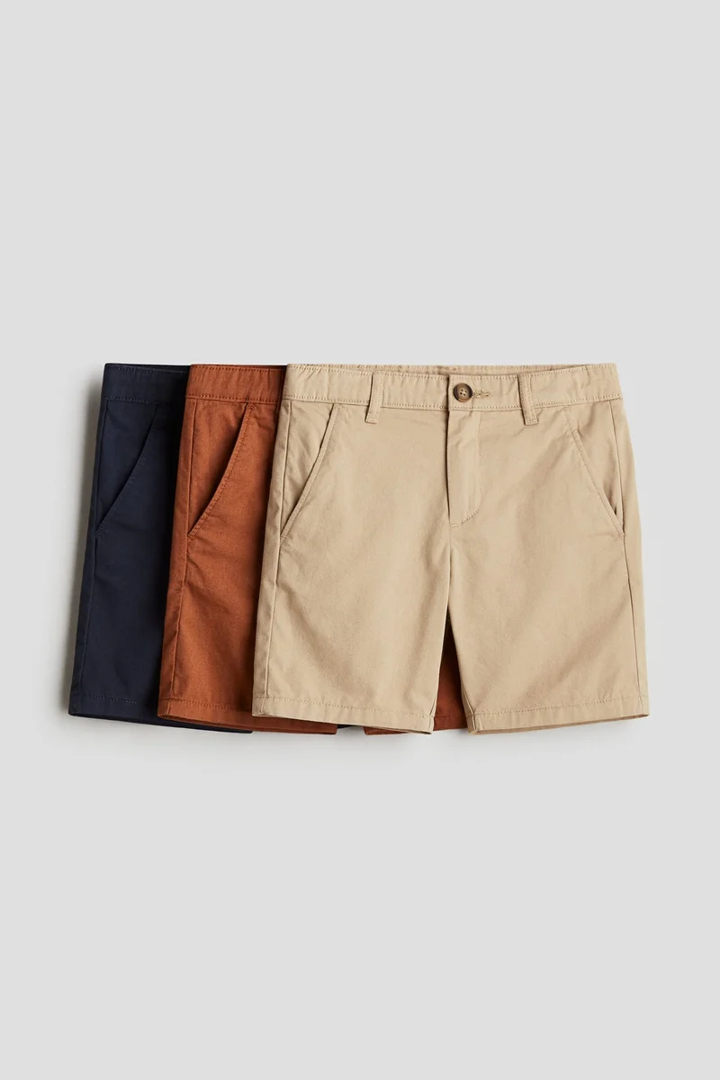 اتش اند ام 3-pack cotton chino shorts