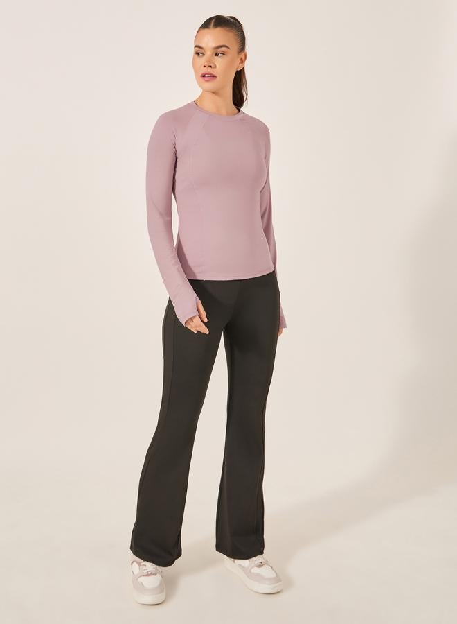 ستايلي بلوزة بأكمام طويلة وفتحات للإبهام بتفاصيل خياطة - Image 3