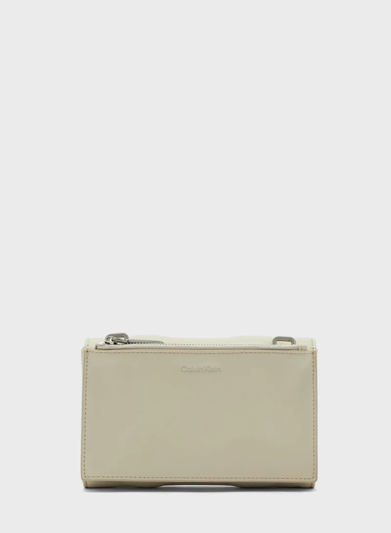 CALVIN KLEIN Re-Lock Quilt Mini Crossbody