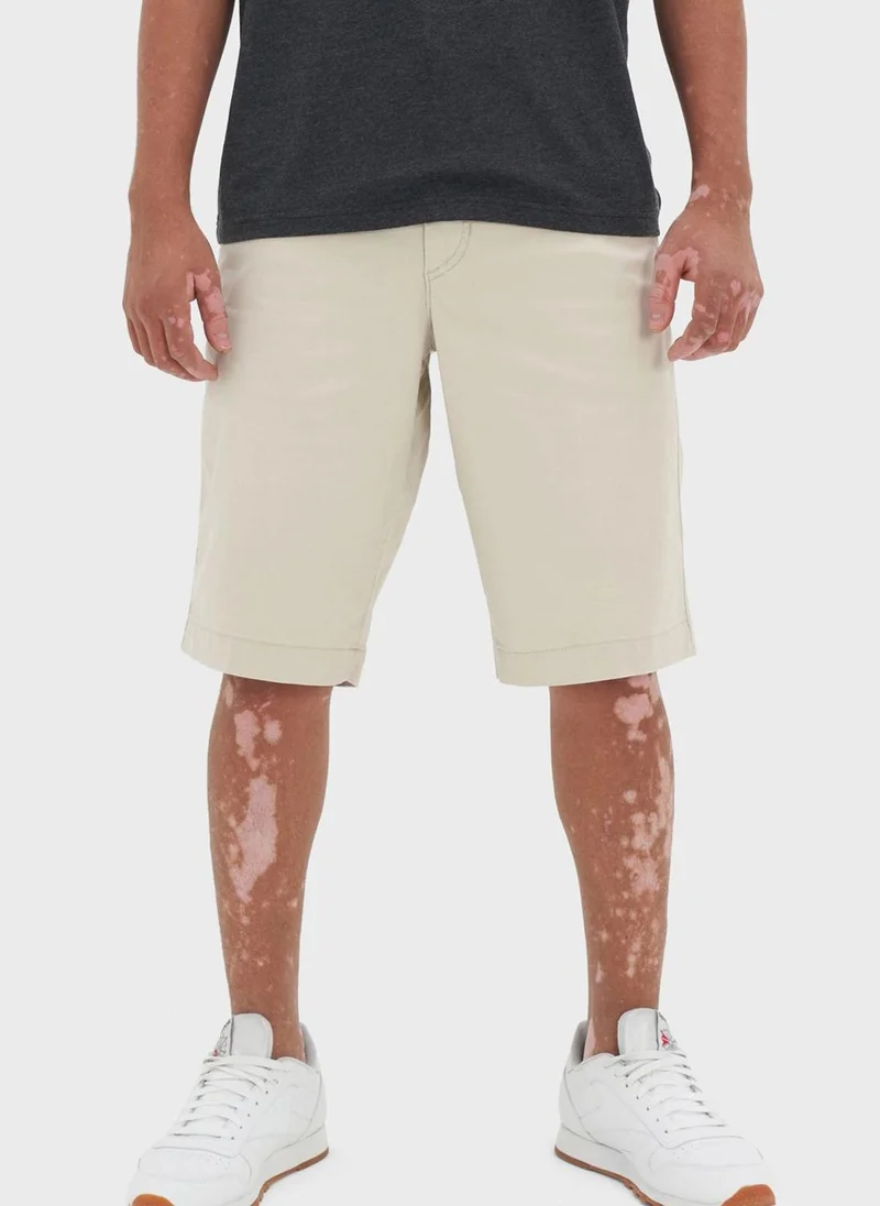 American Eagle Essential Chino Shorts