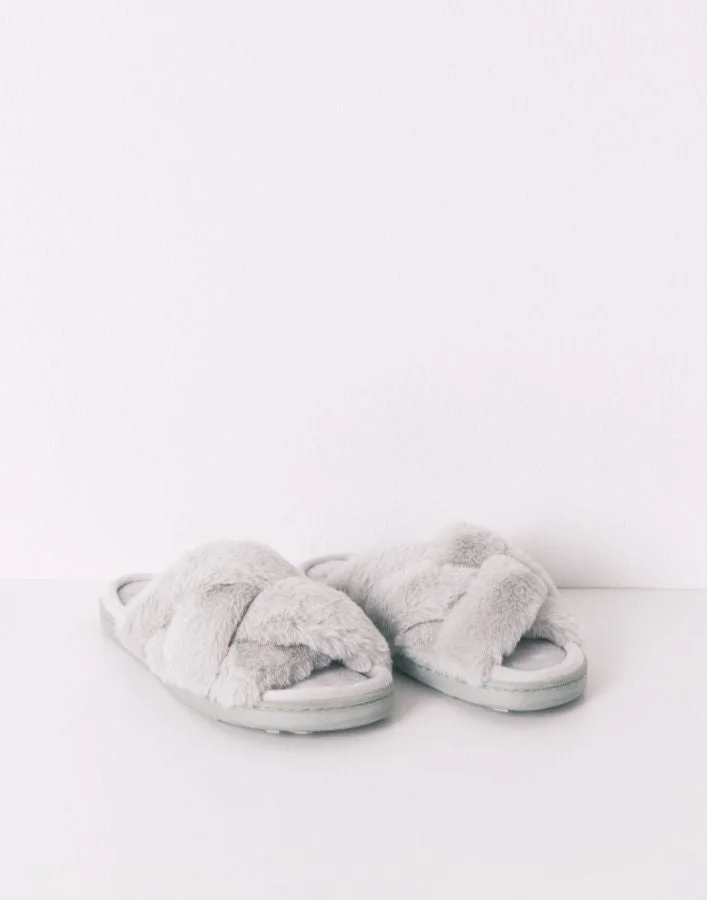 women'secret Slipper With Green Fur