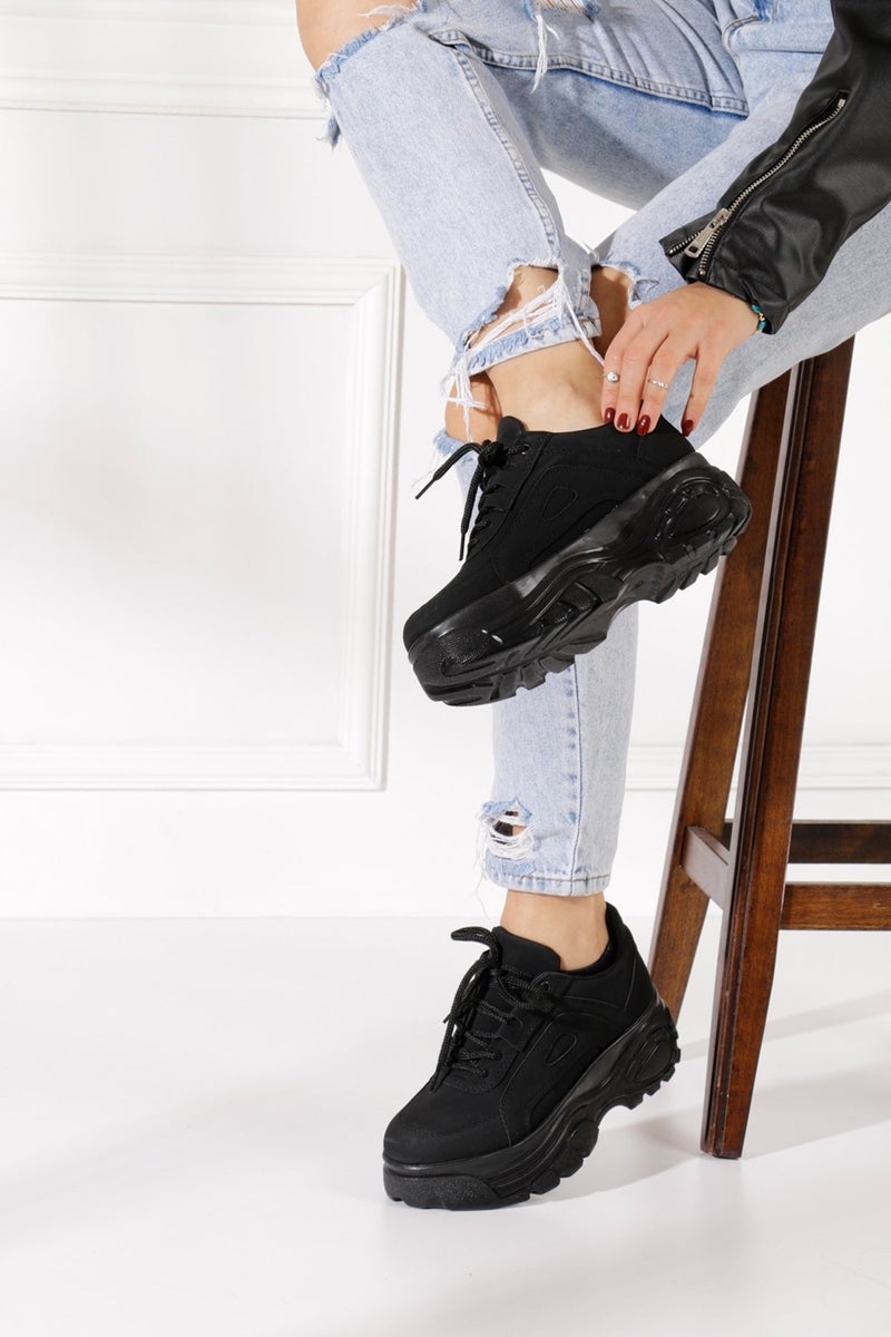 İmershoes أحذية رياضية نسائية يومية عالية النعل 6 سم - سنيكرز أسود - أبيض - بيج - جلد لامع - قطيفة 001  - Image 5