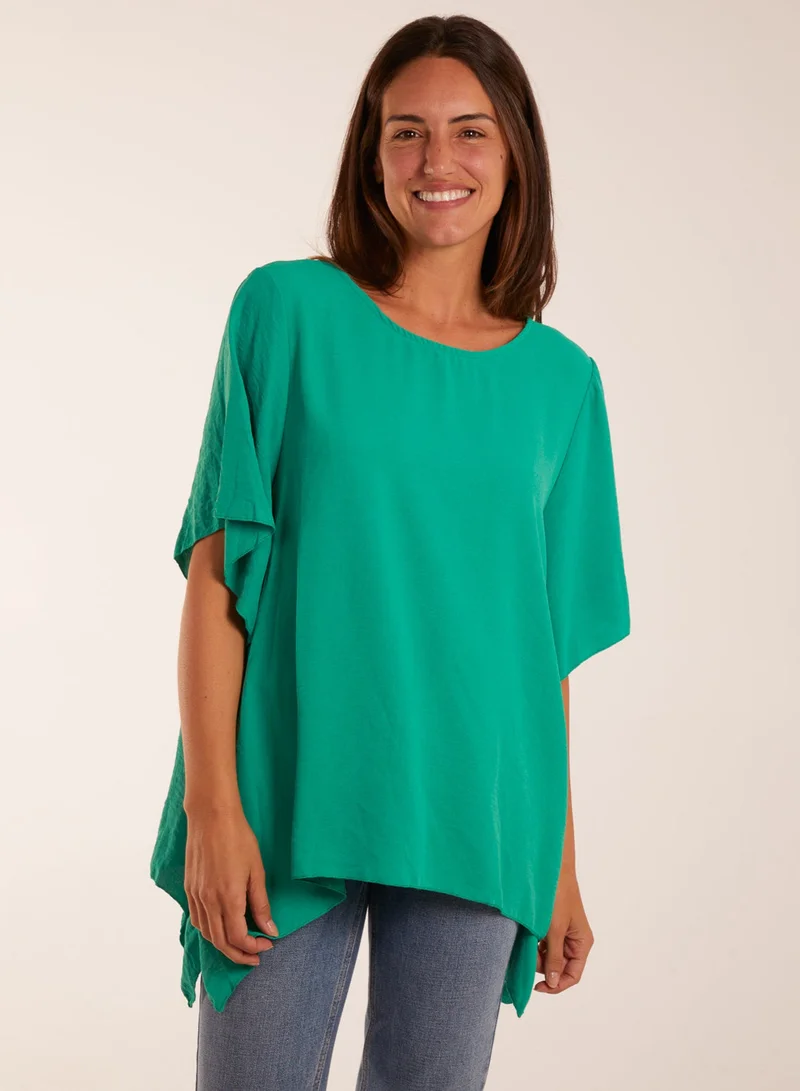 بلو فانيلا بلوزة قصيرة بأكمام قصيرة بتفاصيل سلسلة