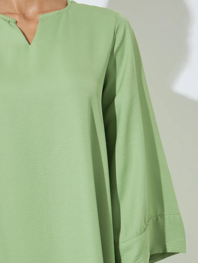 Styli green Styli Green Solid Notch Neck Jalabiya for Women | Best Price UAE