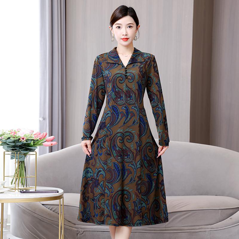 High-end fashion elegant mom dress new dress middle-aged womens spring and autumn fashionable long sleeve belly covering womens skirt Dark green 