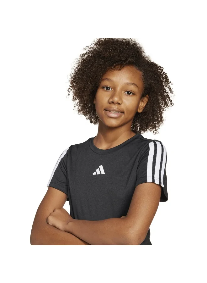 adidas تيشيرت نسائي أساسي بثلاث خطوط من أديداس