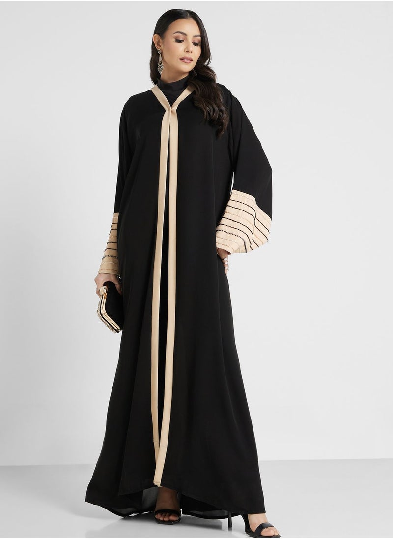 hayas closet - Embellished Contrast Detail Abaya - Image 1