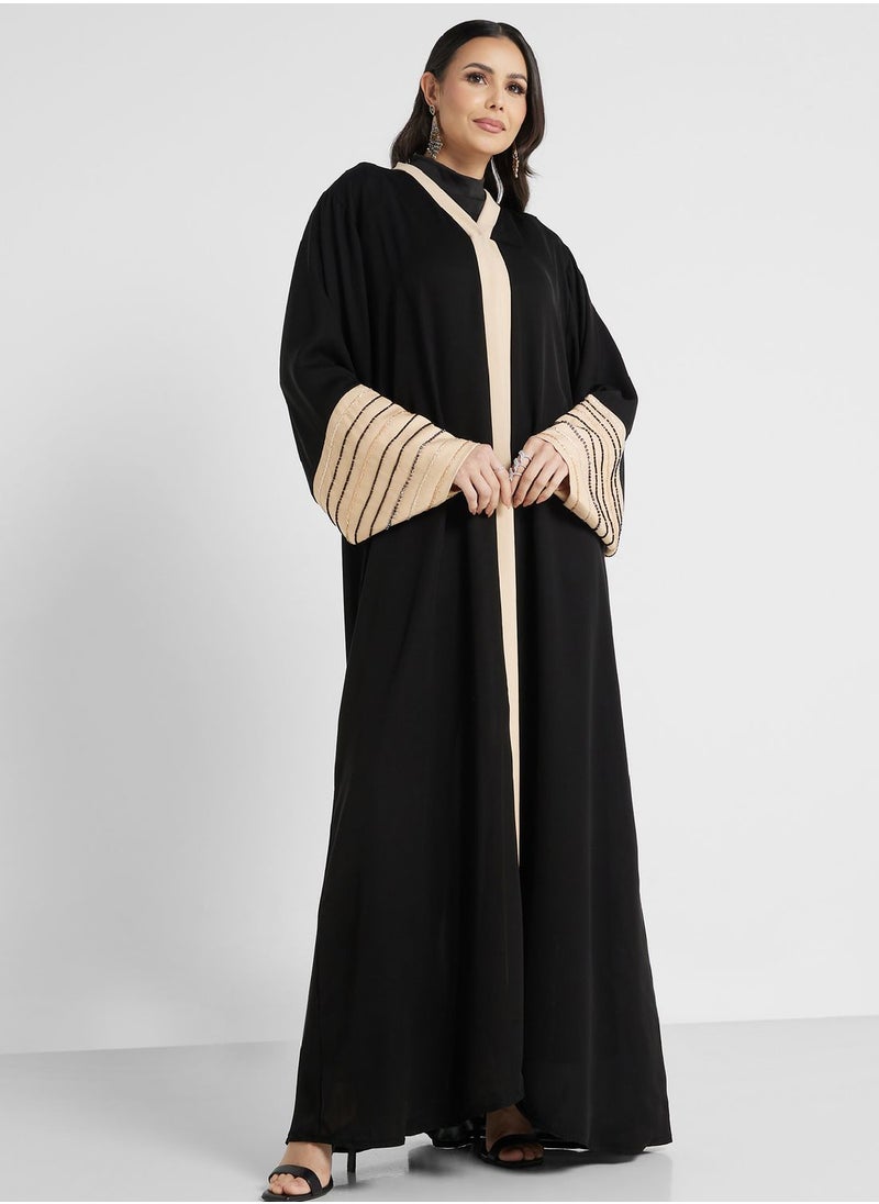 hayas closet - Embellished Contrast Detail Abaya - Image 1