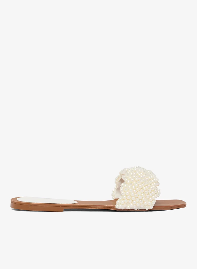 خزانة Pearl Detail Flat Sandals