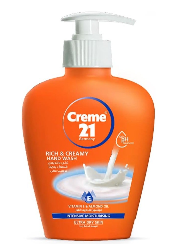 Rich and Creamy Hand Wash, Vitamin E & Almond Oil, Intensive Moisturising For Ultra Dry Skin 250 mll