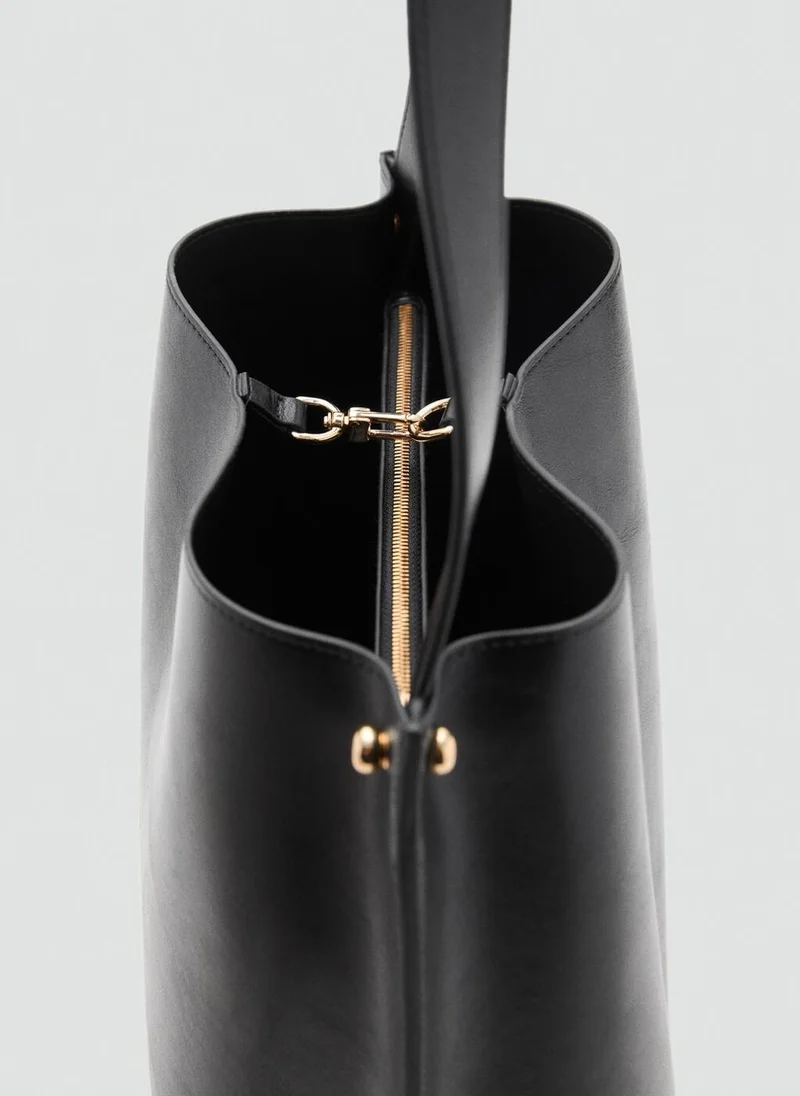 MANGO Bucket bag with metal details