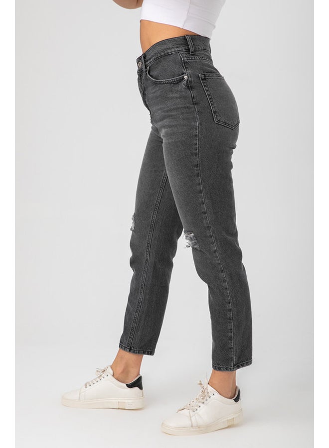 Marco Bergamo بنطلون جينز نسائي بقصّة ممزقة بقصّة MOM FIT - Image 3