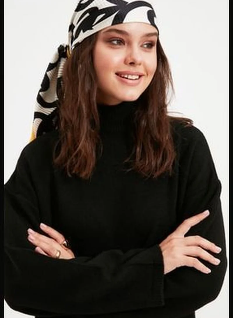 trendyol Turtleneck Midi Dress