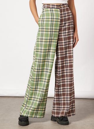 Laura Checkered Trousers - pzsku/Z3E983448DA8846F87134Z/45/_/1645535667/ba3e41b7-25be-4d04-aa5b-e7b9afb85ab6
