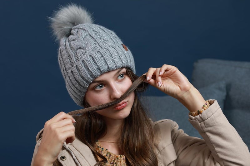 REDESS Women Winter Pompom Beanie Hat with Warm Fleece Lined, Thick Slouchy Snow Knit Skull Ski Cap - Image 5