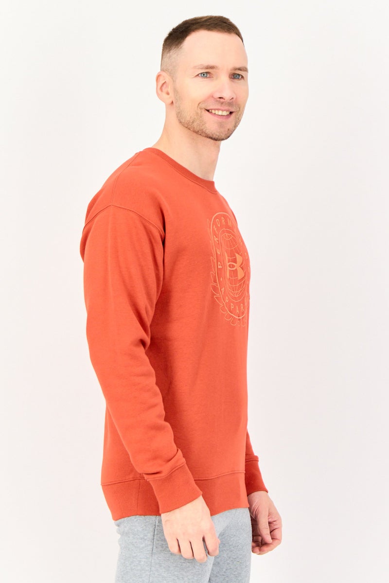 UNDER ARMOUR سويت شيرت رياضي للرجال بأكمام طويلة مناسب في الهواء الطلق، برتقالي - Image 2