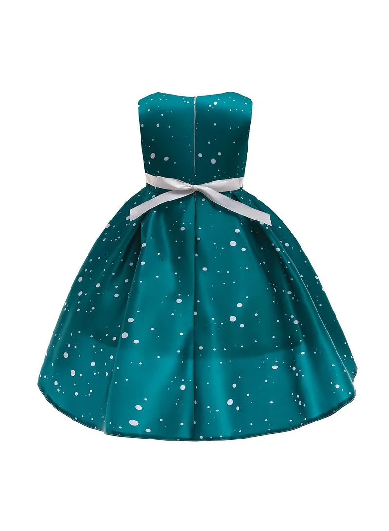 دىدانيالا زي تنكري لحفلات الكريسماس .