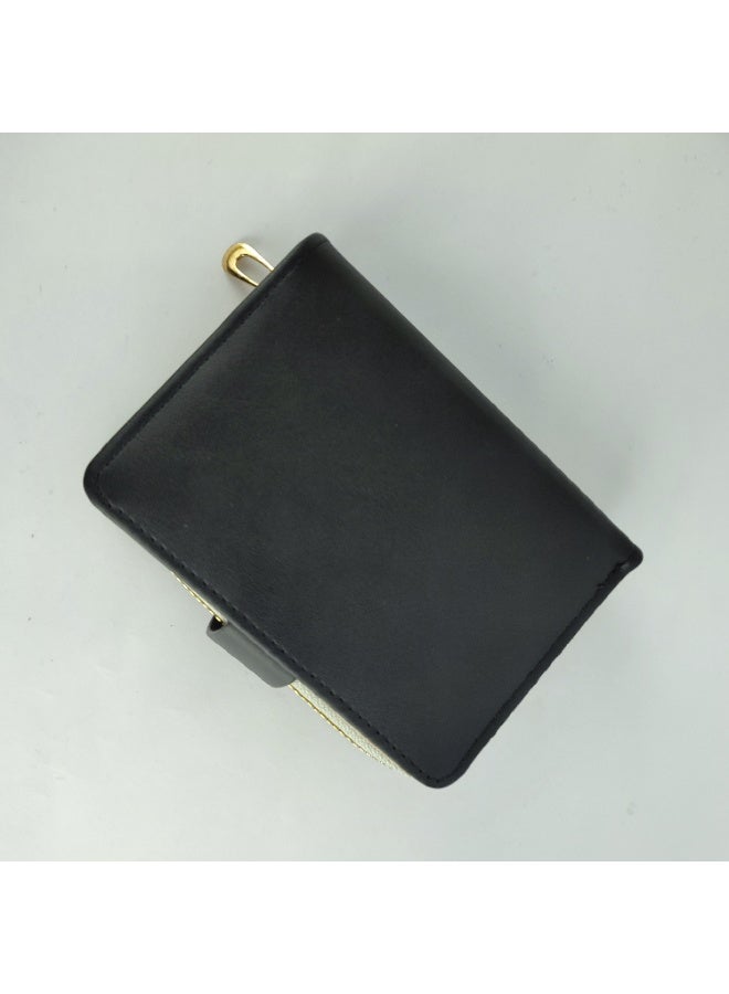 محفظة جلد نسائية فاخرة بجلد ناعم الملمس ومقسمة من الداخل لتنظيم جميع أغراضك - Image 4