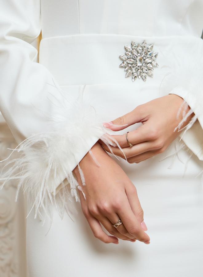 Styli Women White Fur cuff Long Sleeves Blazer Midi Dress - Image 4