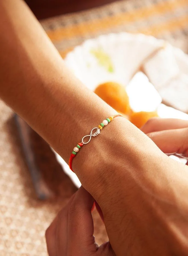 ISHIN Embroidered Look Thread Charm