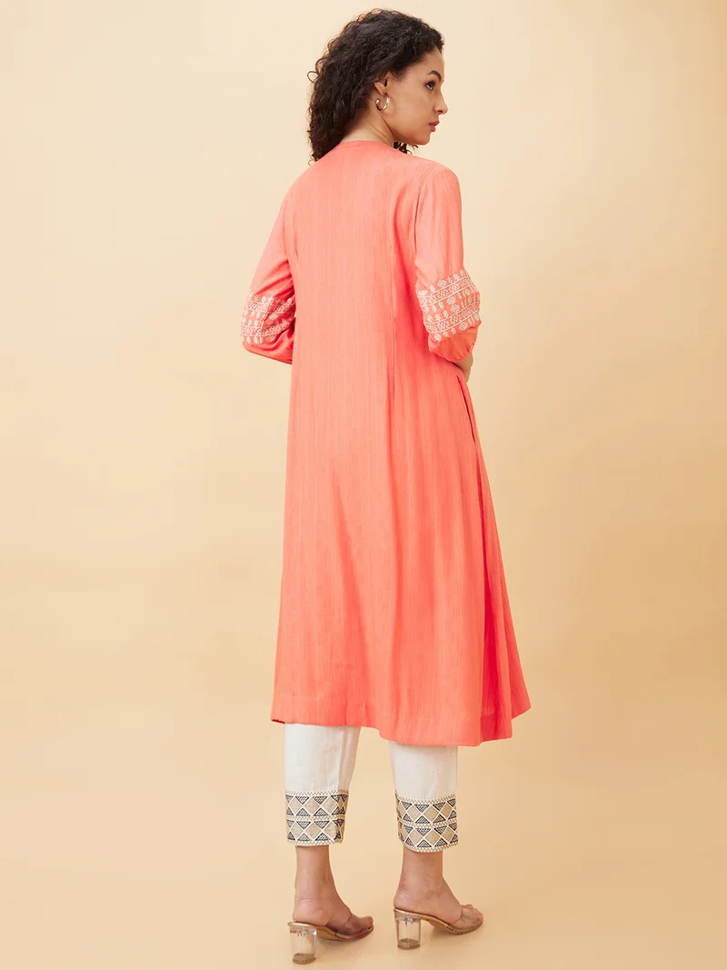 globus Globus Women Pleated Round Neck Puff Sleeve A-Line Kurta