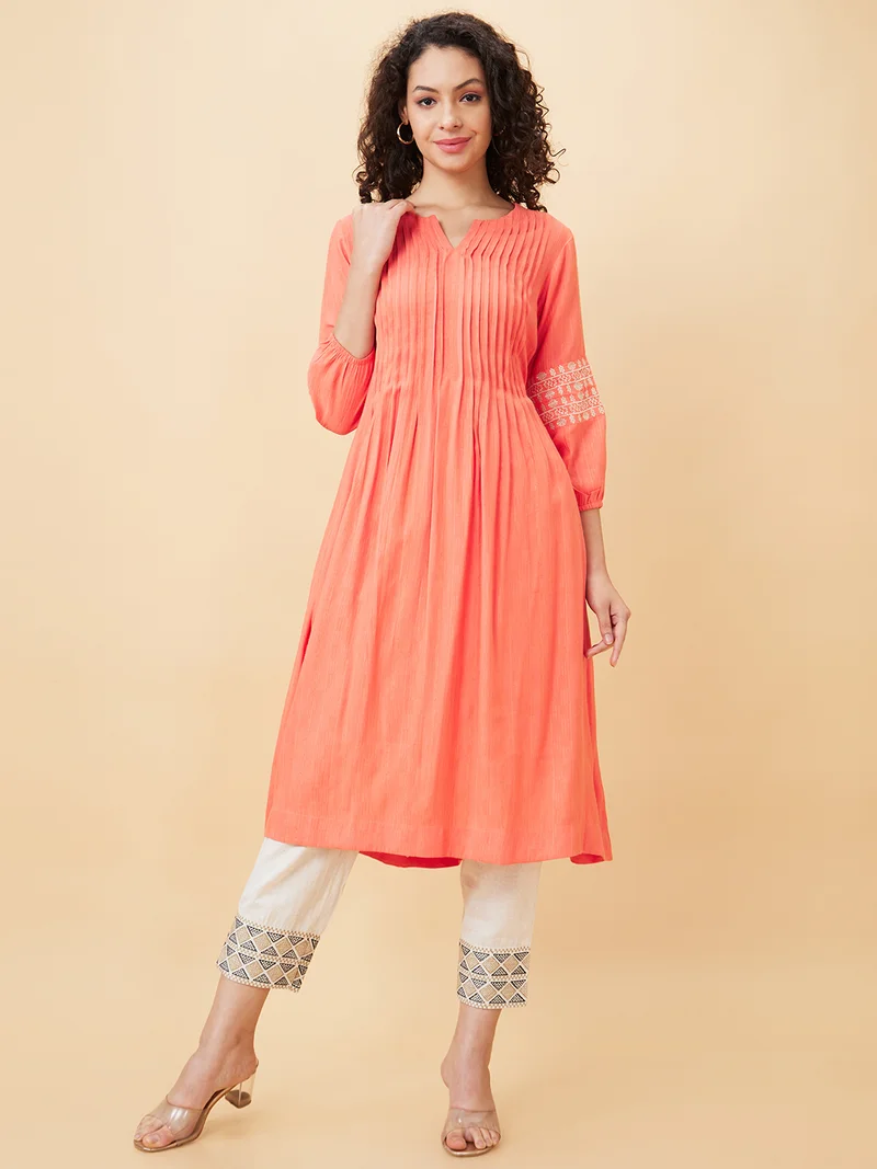 globus Globus Women Pleated Round Neck Puff Sleeve A-Line Kurta