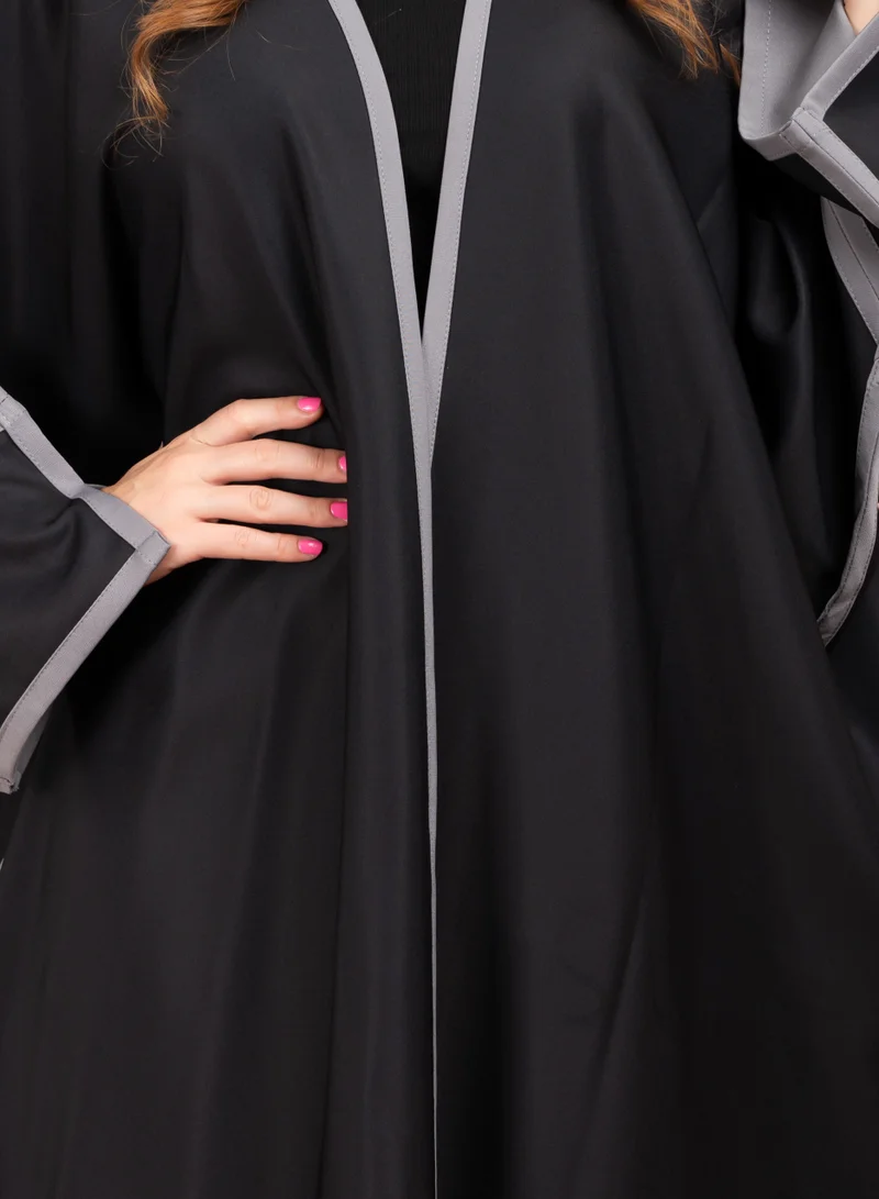 اكسا عباية اماراتية عصرية ملونة AIK5062 اسود