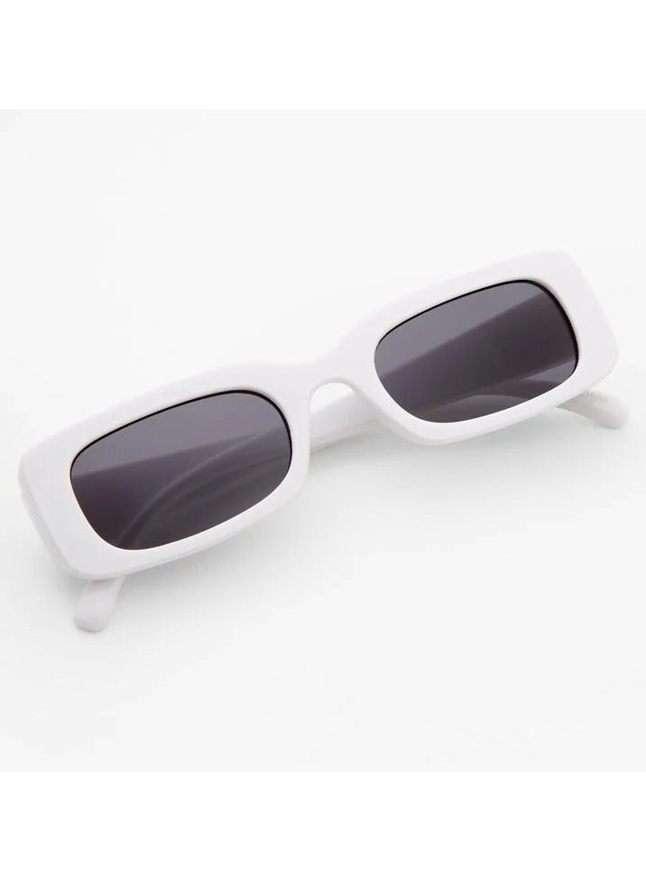 شي إن White Rectangular Retro Sunglasses  for UV protection 