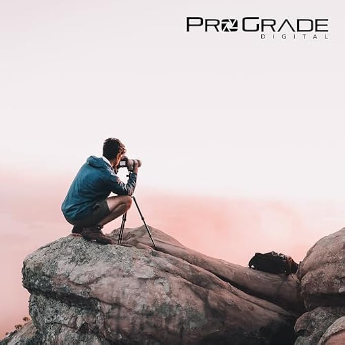 rayihni CFEXPRESS TYPE A SINGLE-SLOT MEMORY CARD READER | USB 4.0 FOR PROFESSIONAL FILMMAKERS, PHOTOGRAPHERS, CONTENT CREATORS - Image 3